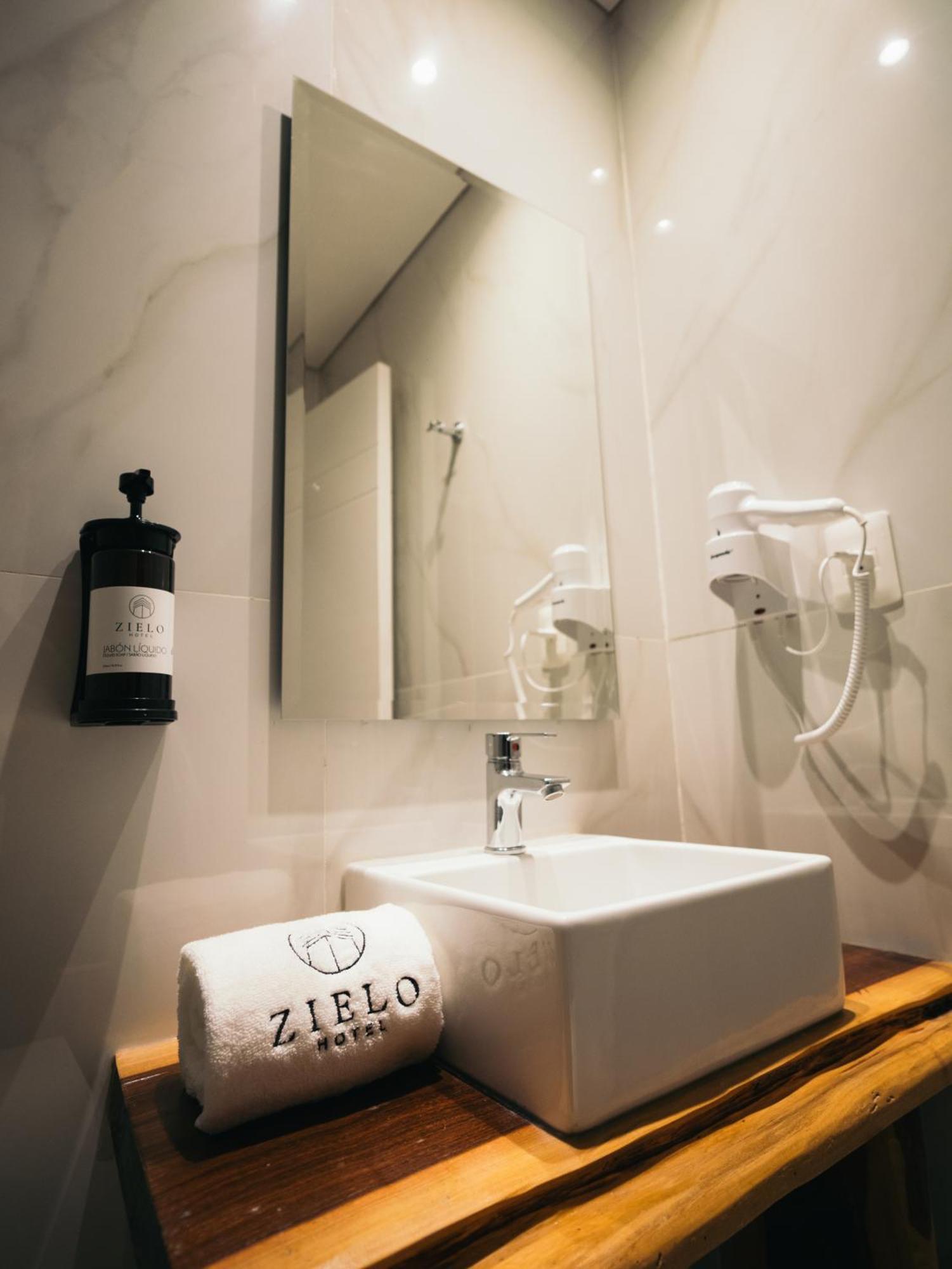 Zielo Hotel Ασουνσιόν Εξωτερικό φωτογραφία